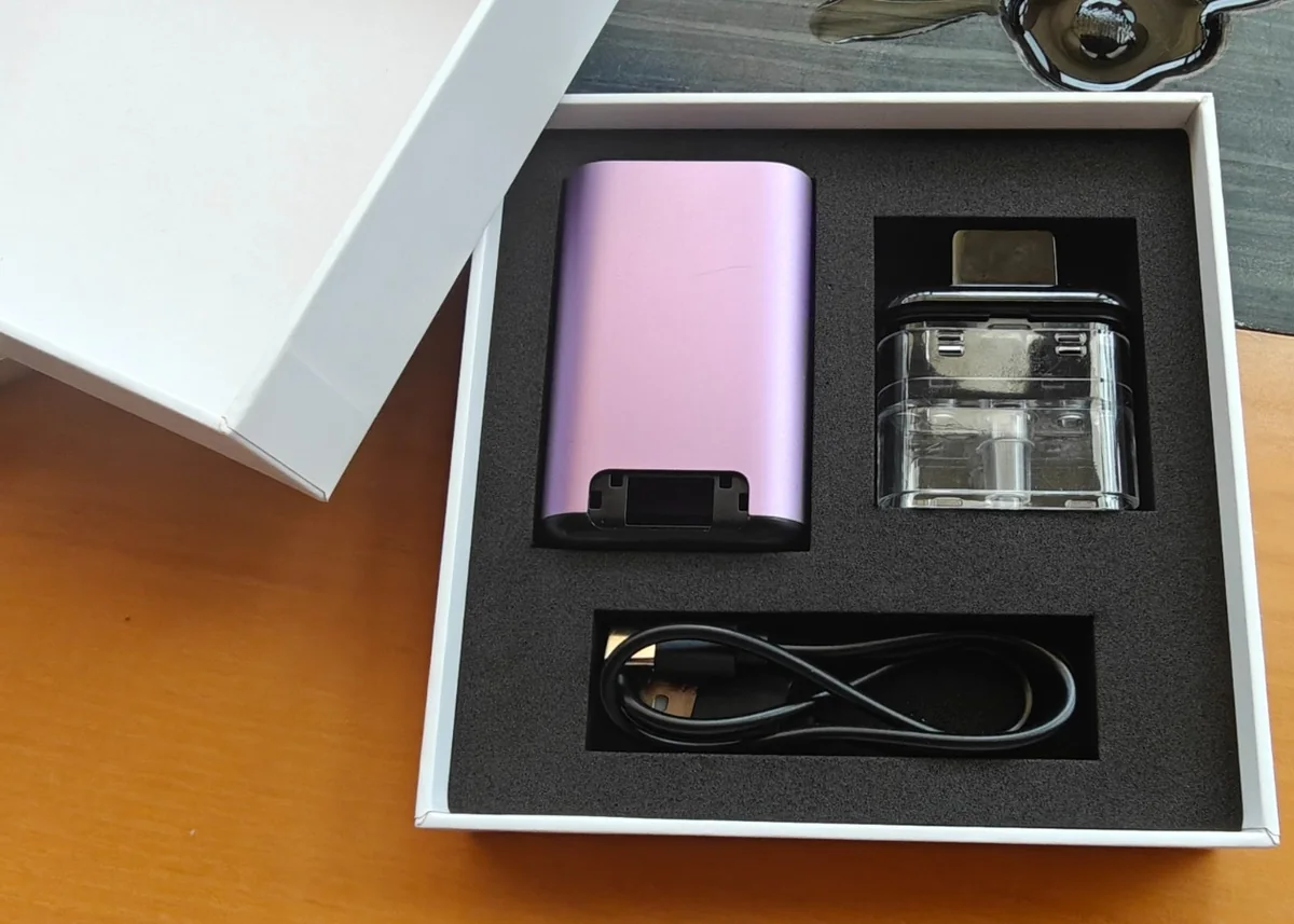 Synbar S400 device and refillable POD shown together